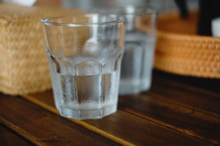 Ice Water Hack for Weight Loss: Scientific Evidence and Results